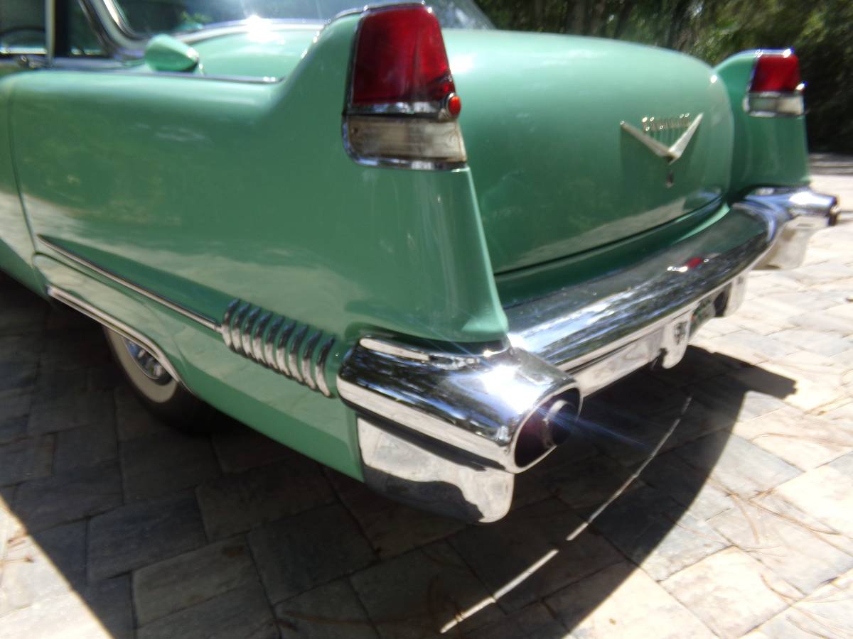 Cadillac-6200-series-1956-green-3