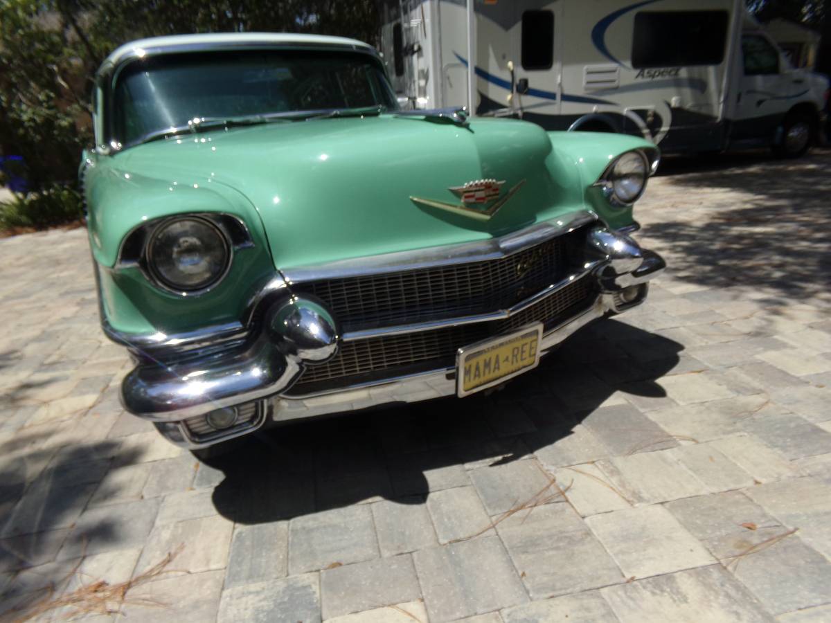 Cadillac-6200-series-1956-green-8