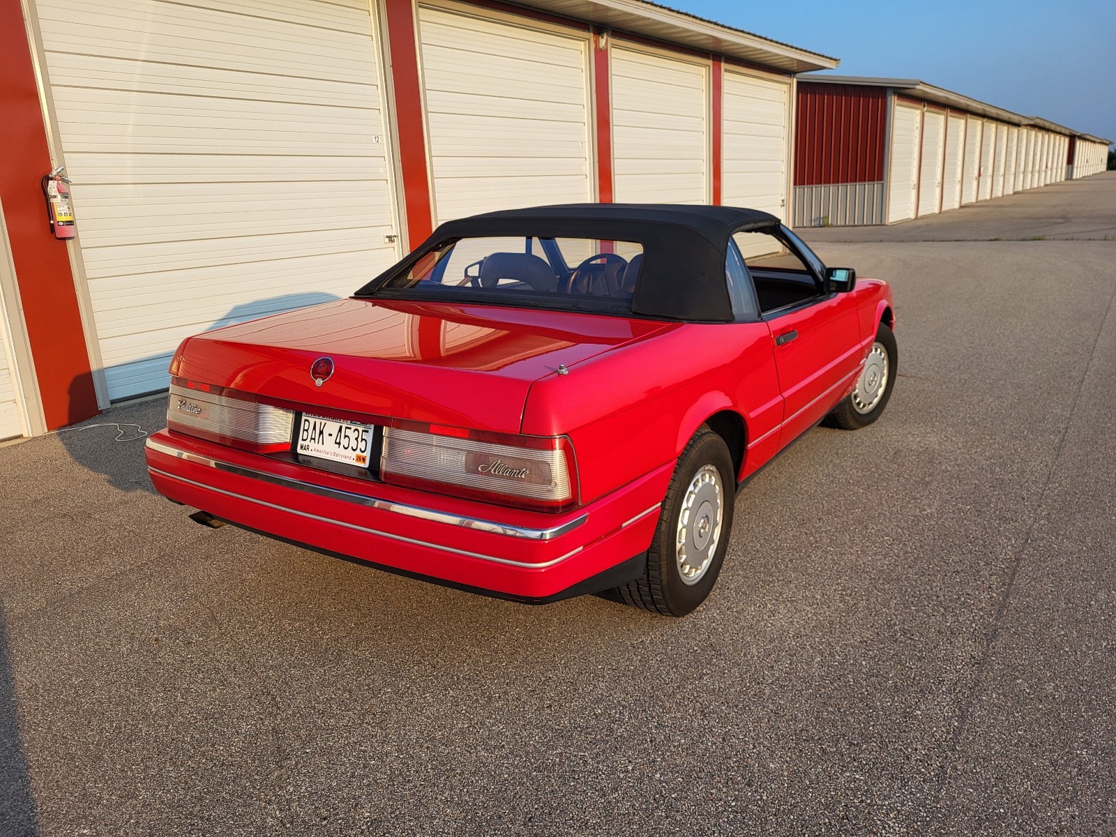 Cadillac-Allante-1988-15