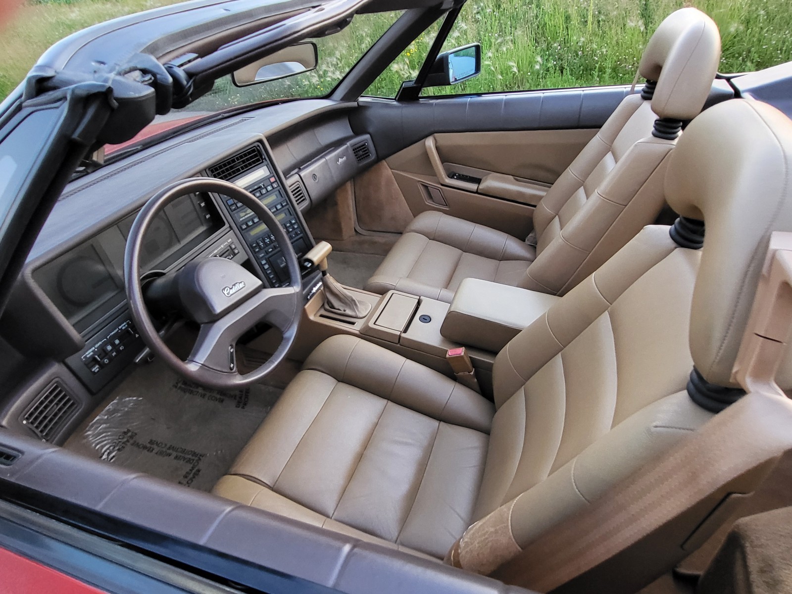 Cadillac-Allante-1988-21