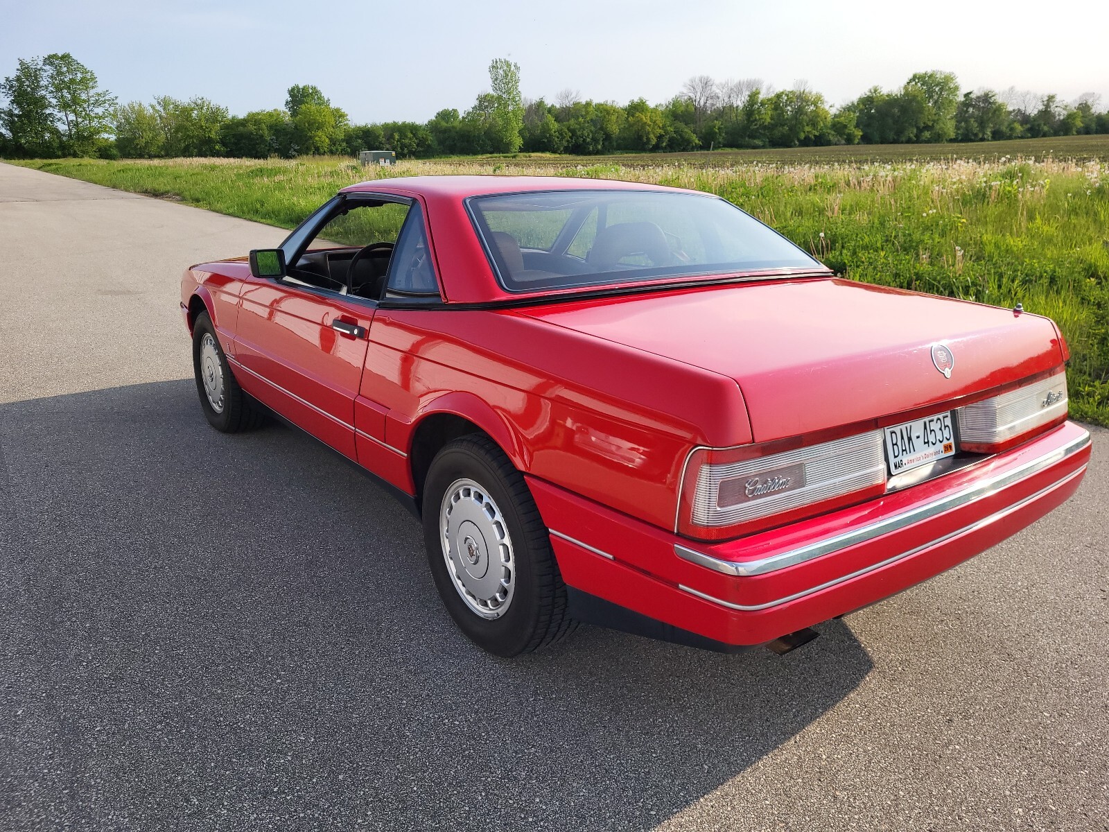 Cadillac-Allante-1988-4