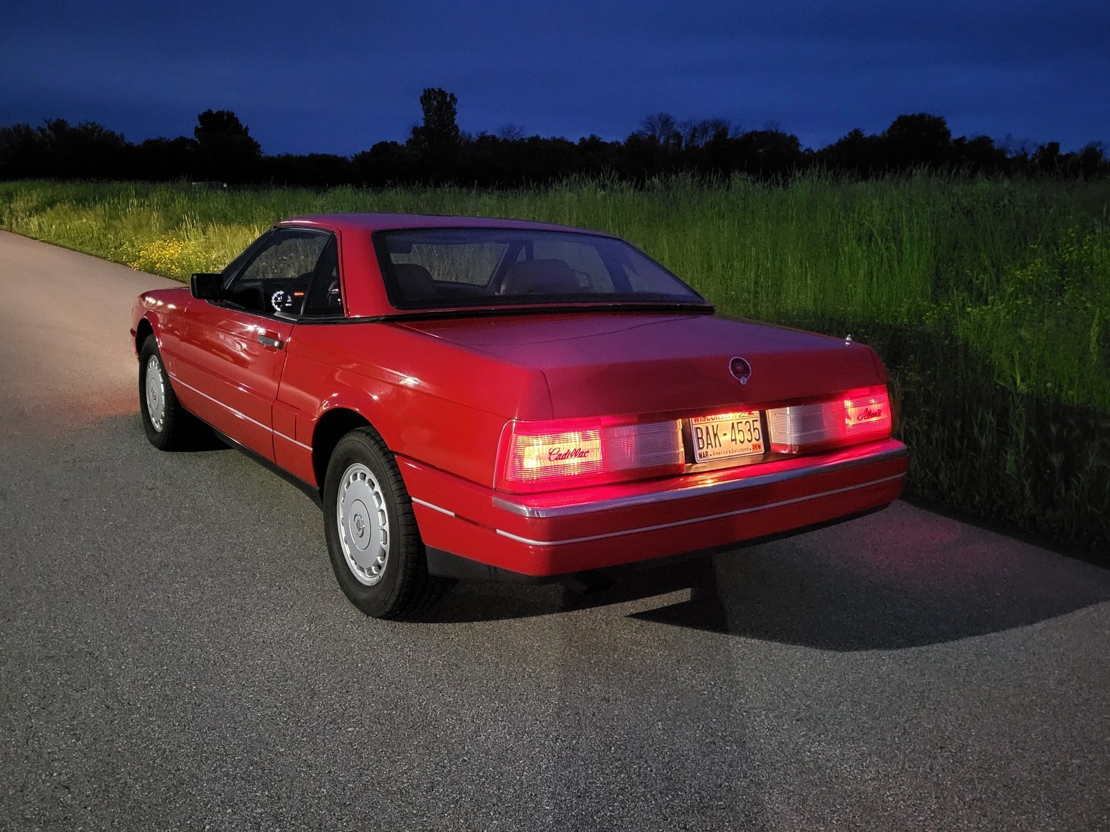 Cadillac-Allante-1988-5