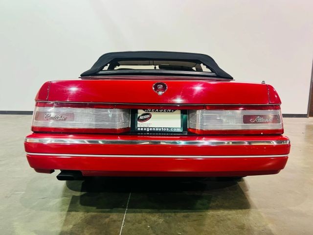 Cadillac-Allante-1991-Convertible-2