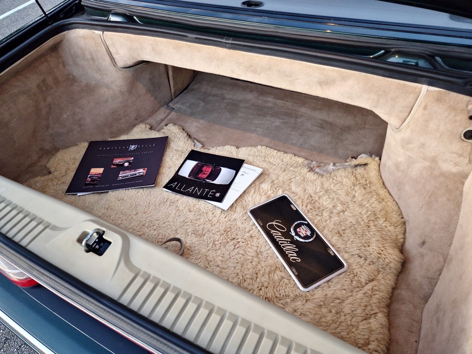 Cadillac-Allante-1993-20