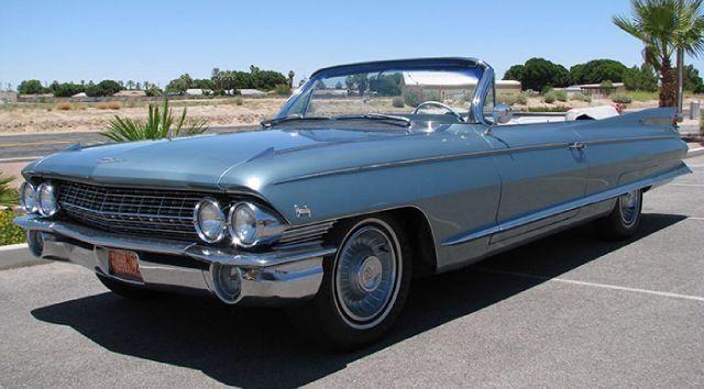 Cadillac-Biarritz-1961-teal-off-white-25