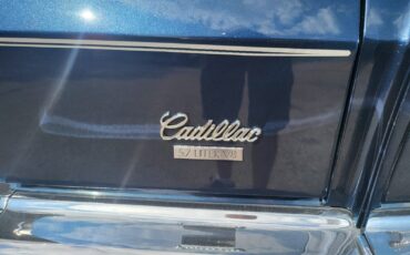 Cadillac-Brougham-1990-Sedan-5