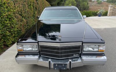 Cadillac Brougham 1992 Sedan
