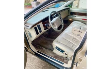 Cadillac-Brougham-1995-Gold-Beige-1