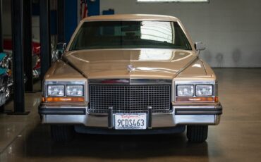 Cadillac-Brougham-with-46k-original-miles-1987-Sedan-13