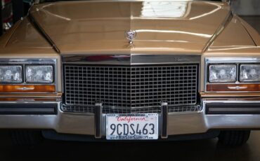 Cadillac-Brougham-with-46k-original-miles-1987-Sedan-15