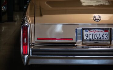 Cadillac-Brougham-with-46k-original-miles-1987-Sedan-18