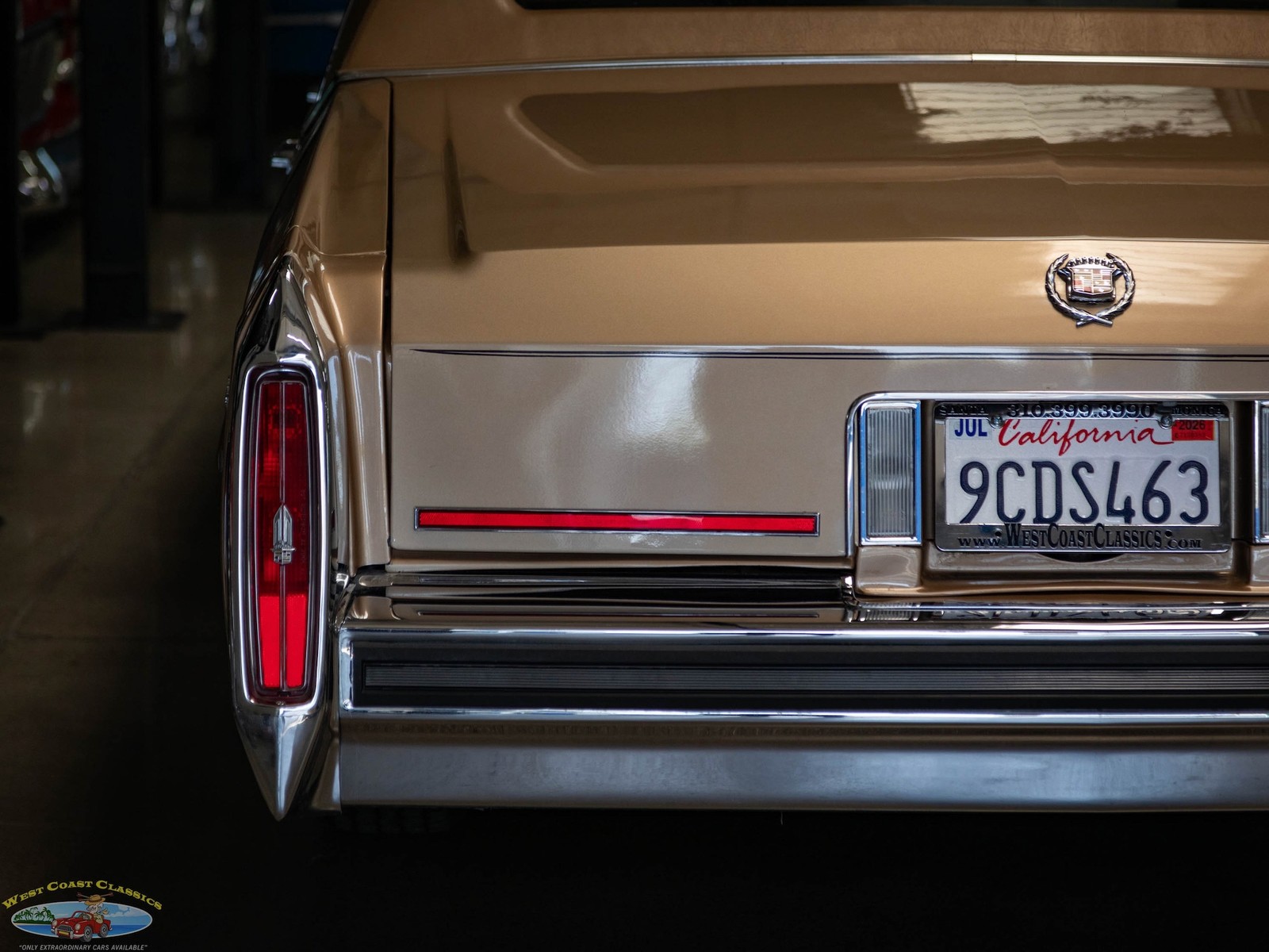 Cadillac-Brougham-with-46k-original-miles-1987-Sedan-18