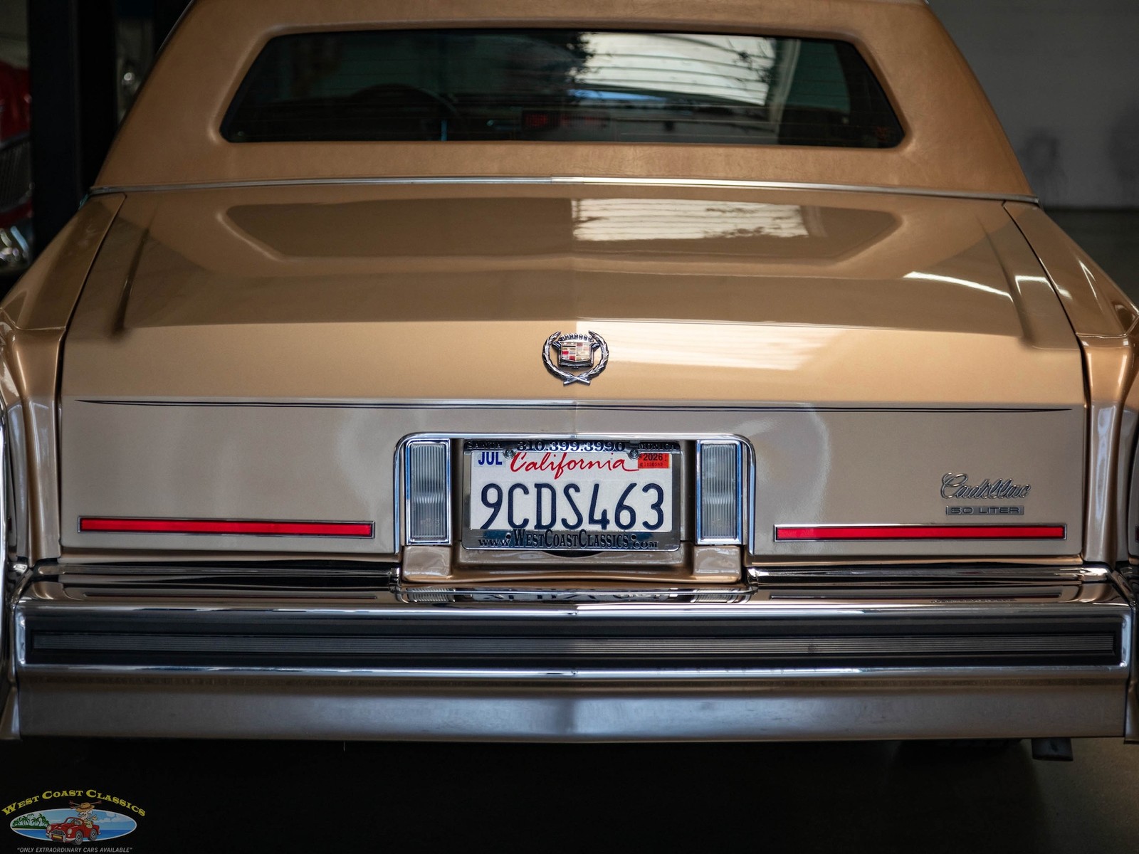 Cadillac-Brougham-with-46k-original-miles-1987-Sedan-19