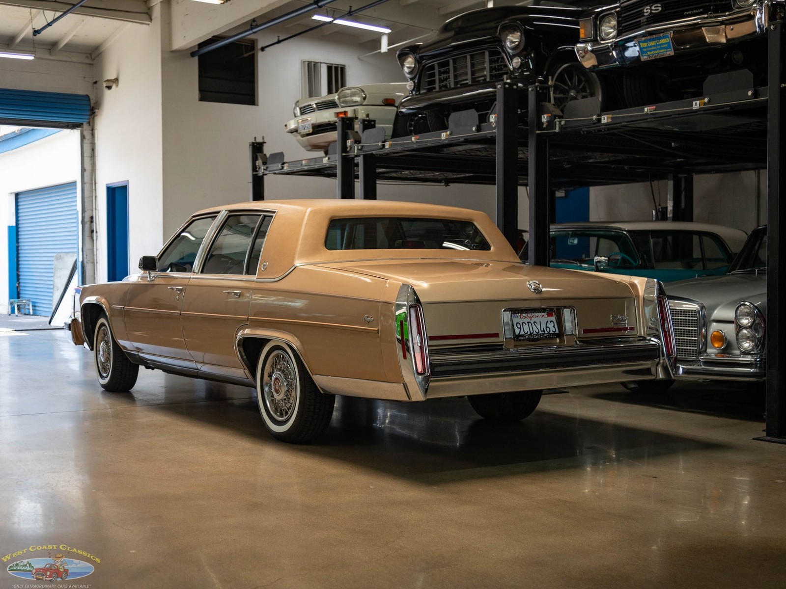 Cadillac-Brougham-with-46k-original-miles-1987-Sedan-21