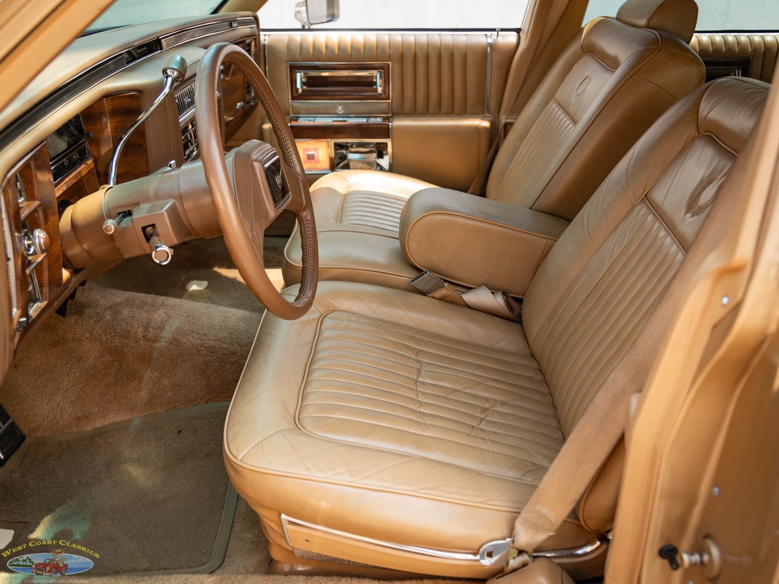 Cadillac-Brougham-with-46k-original-miles-1987-Sedan-31