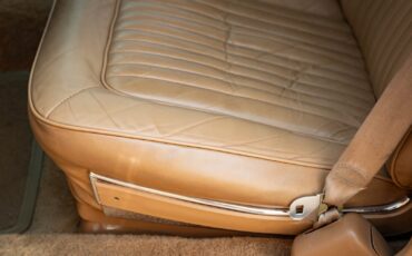Cadillac-Brougham-with-46k-original-miles-1987-Sedan-32
