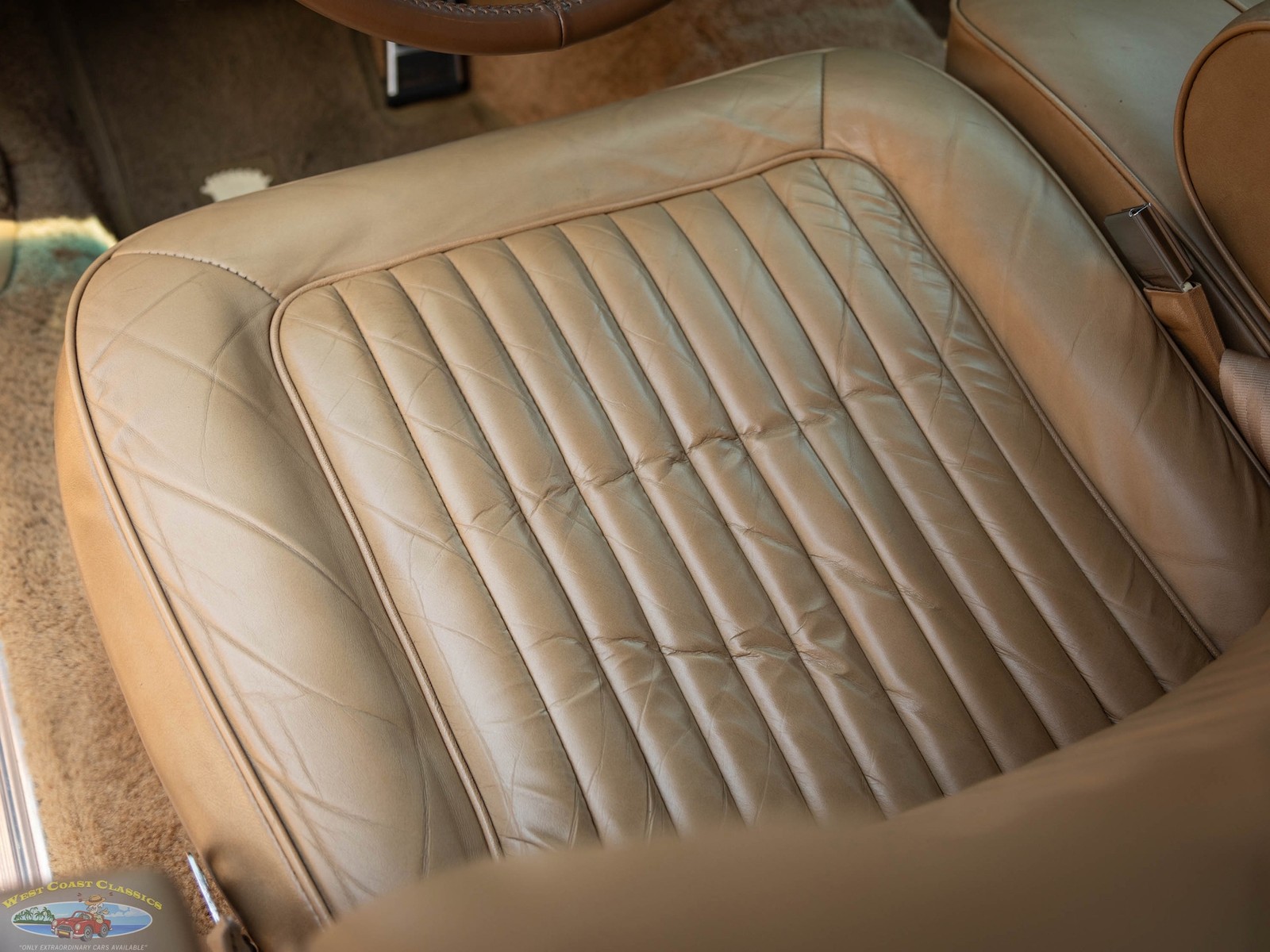 Cadillac-Brougham-with-46k-original-miles-1987-Sedan-35