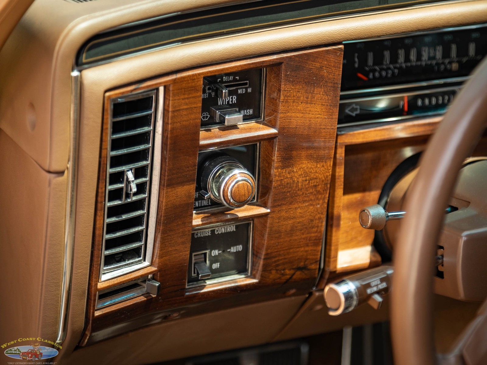 Cadillac-Brougham-with-46k-original-miles-1987-Sedan-37