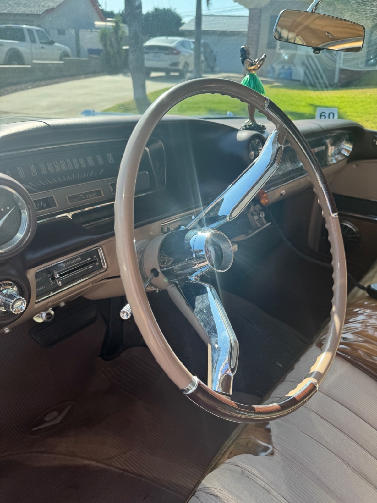Cadillac-Coupe-1960-Coupe-8