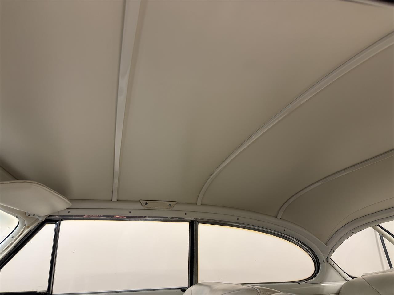Cadillac-Coupe-deville-1952-Black-White-9