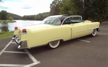 Cadillac-Coupe-deville-1954-Apollo-Goldblack-Green-10