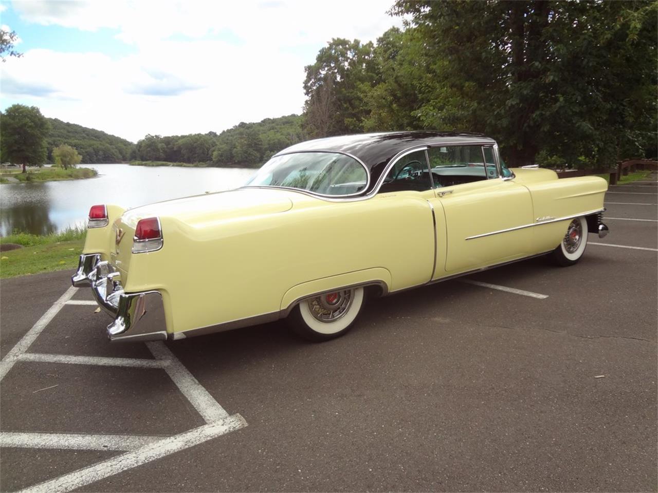 Cadillac-Coupe-deville-1954-Apollo-Goldblack-Green-10