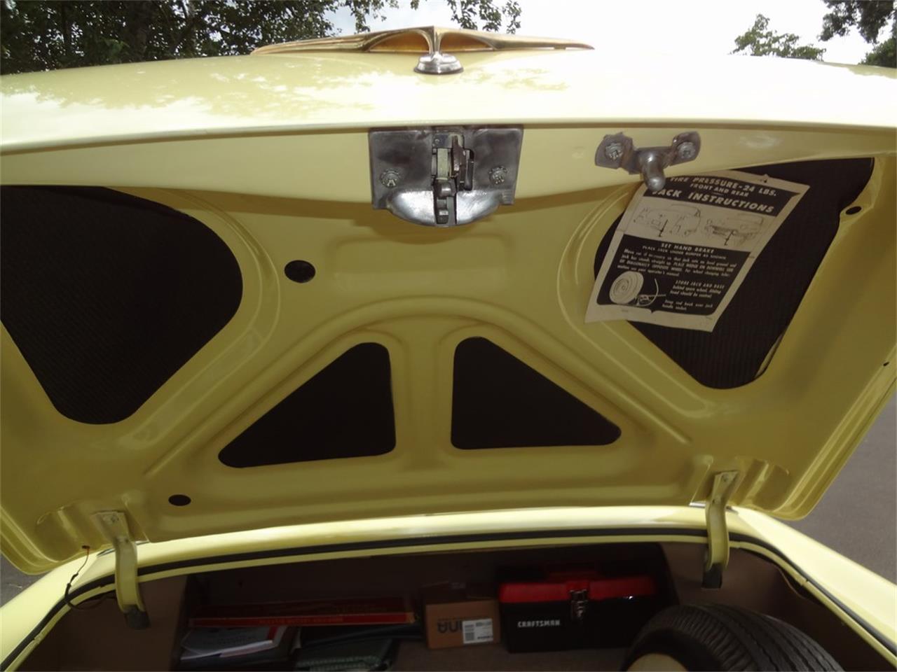 Cadillac-Coupe-deville-1954-Apollo-Goldblack-Green-4