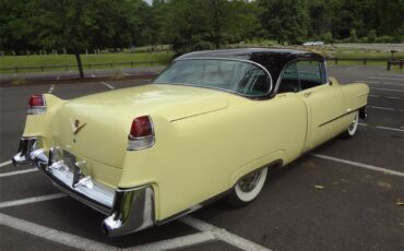 Cadillac-Coupe-deville-1954-Apollo-Goldblack-Green-8
