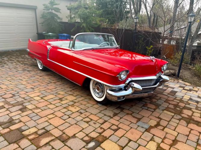 Cadillac-Coupe-deville-1956-3