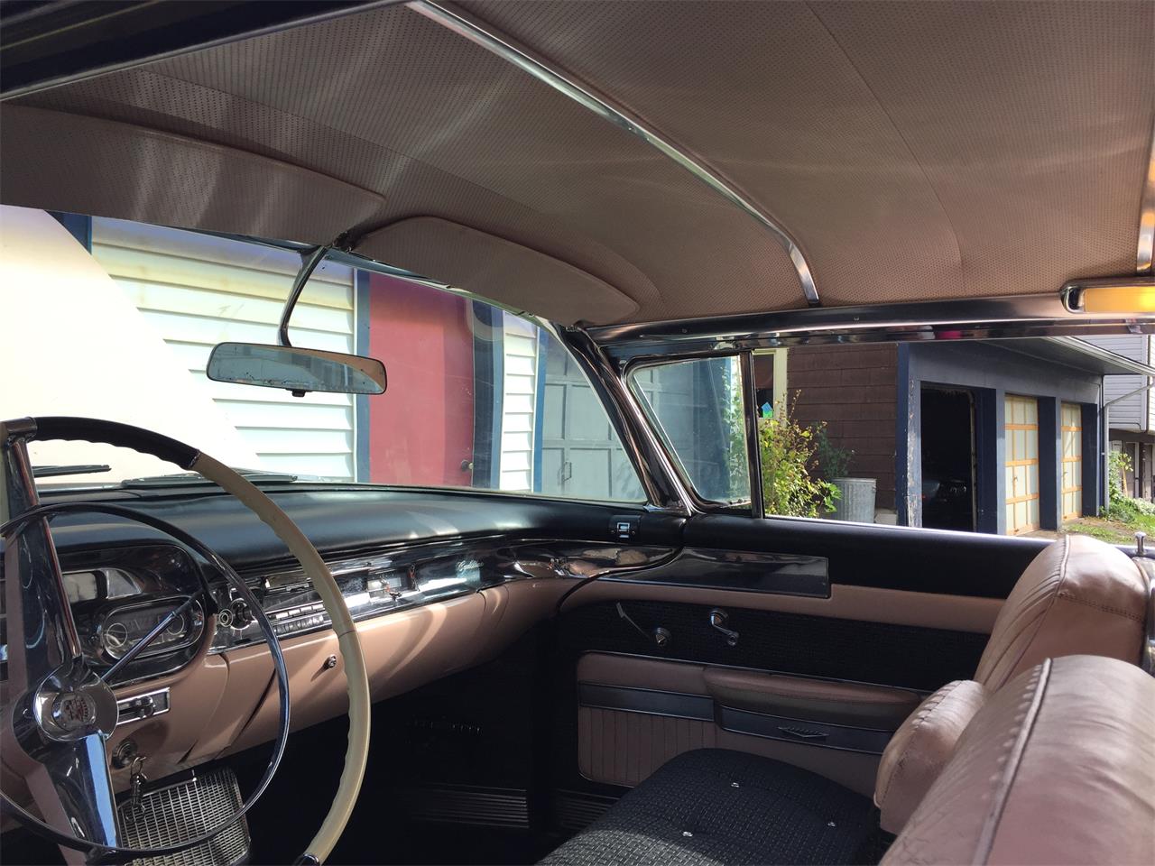 Cadillac-Coupe-deville-1957-Laurel-Mountain-Pink-PinkSilver-15
