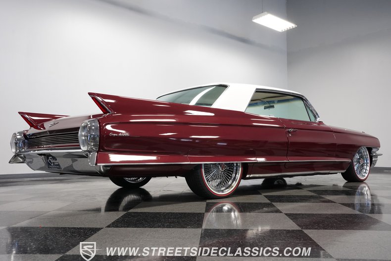 Cadillac-Coupe-deville-1962-Burgundy-Metallic-White-40