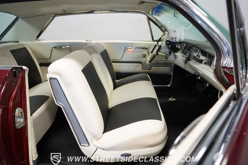 Cadillac-Coupe-deville-1962-Burgundy-Metallic-White-49