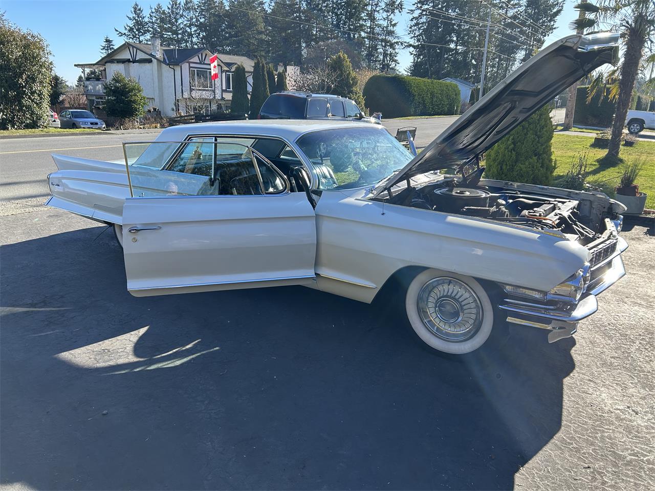 Cadillac-Coupe-deville-1962-White-Black-22