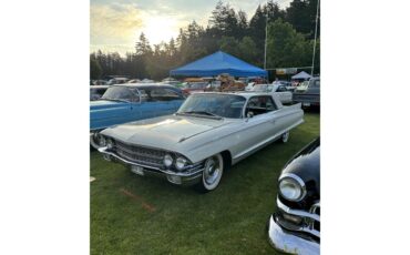 Cadillac-Coupe-deville-1962-White-Black