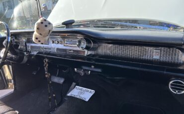 Cadillac-Coupe-deville-1962-White-Black-4
