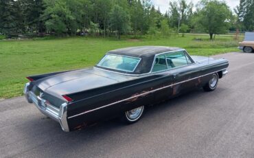 Cadillac-Coupe-deville-1964-black-white-leather-14