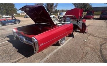 Cadillac-Coupe-deville-1966-Flemenco-Red-White-w-Red-Piping-12