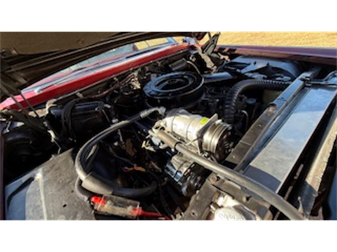 Cadillac-Coupe-deville-1966-Flemenco-Red-White-w-Red-Piping-22