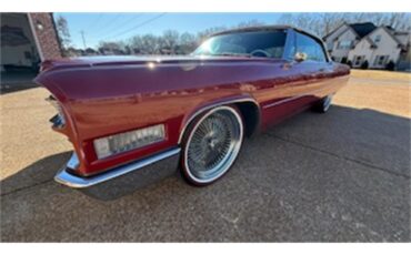 Cadillac-Coupe-deville-1966-Flemenco-Red-White-w-Red-Piping-30