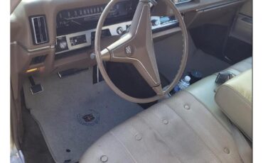 Cadillac-Coupe-deville-1968-Baroque-Gold-Beige-clothvinyl-4