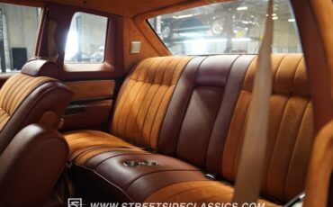 Cadillac-Coupe-deville-1977-Orange-Metallic-Orange-1