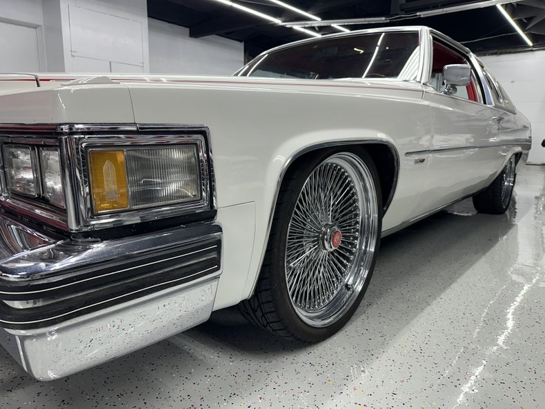 Cadillac-Coupe-deville-1979-White-Red-12