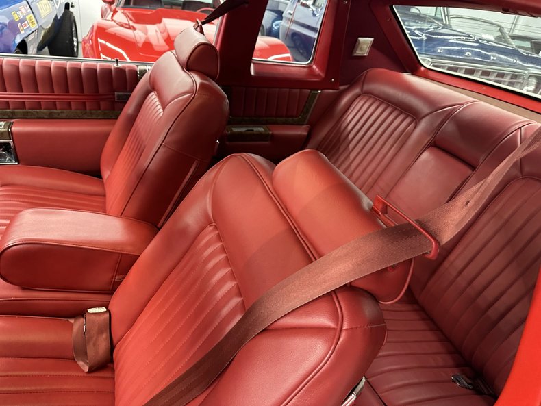 Cadillac-Coupe-deville-1979-White-Red-19