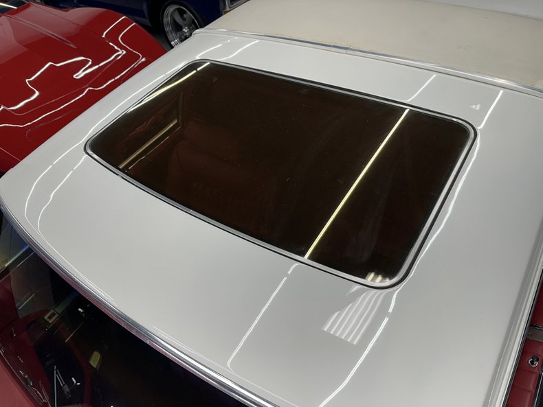 Cadillac-Coupe-deville-1979-White-Red-7
