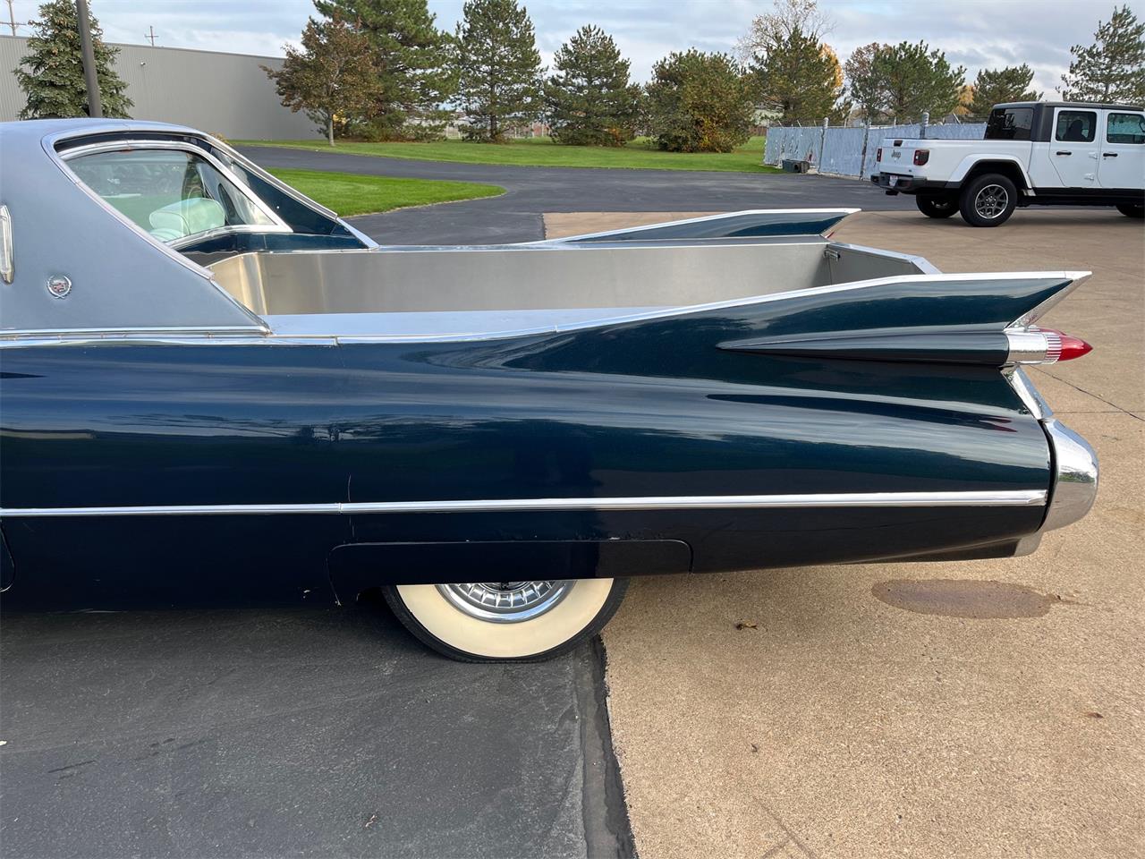Cadillac-Custom-built-1959-Blue-White-4