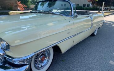 Cadillac-DeVille-1956-Convertible-1