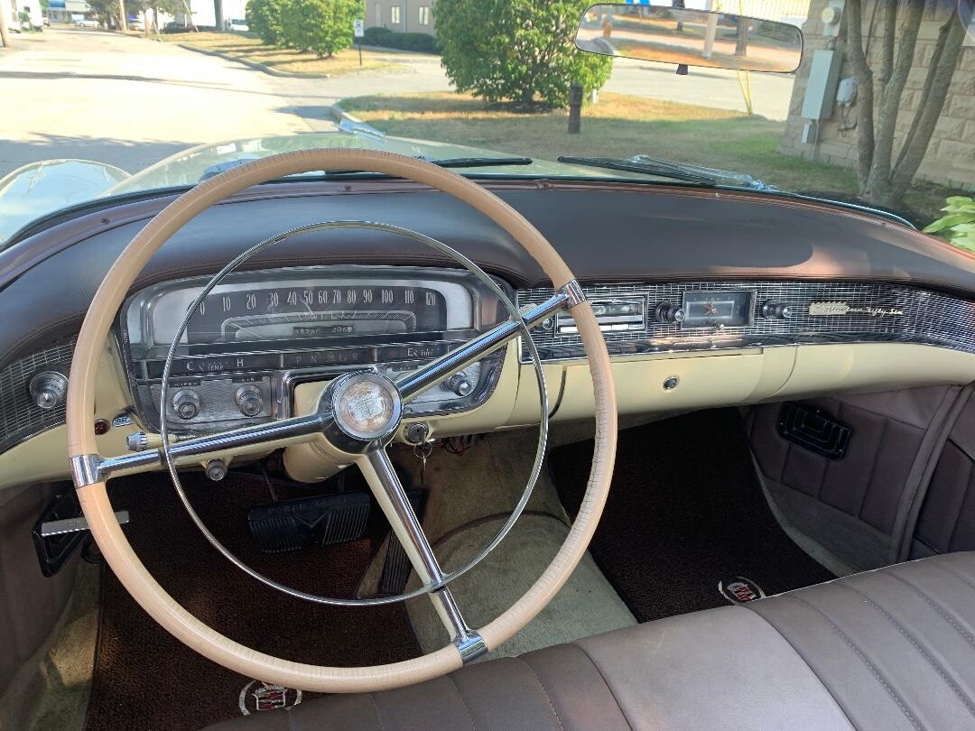 Cadillac-DeVille-1956-Convertible-14