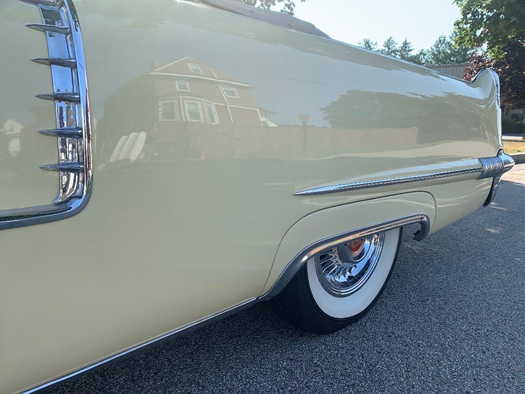 Cadillac-DeVille-1956-Convertible-5