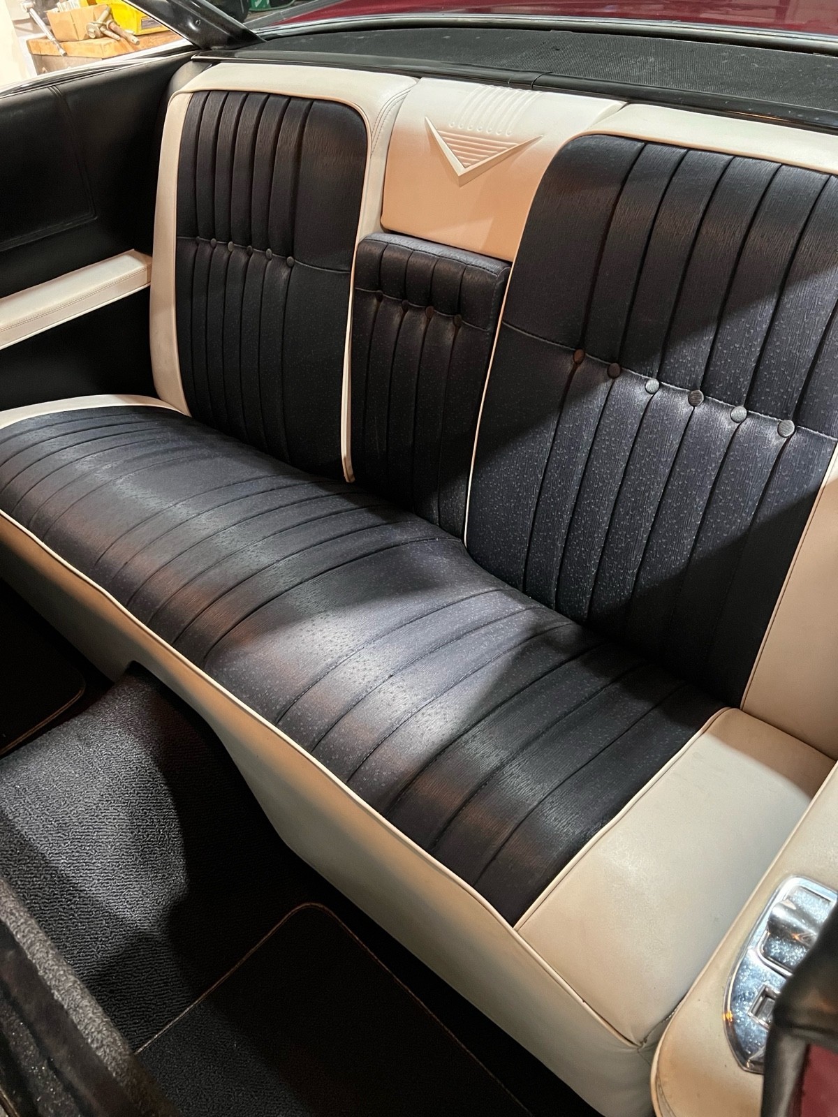 Cadillac-DeVille-1960-Coupe-30