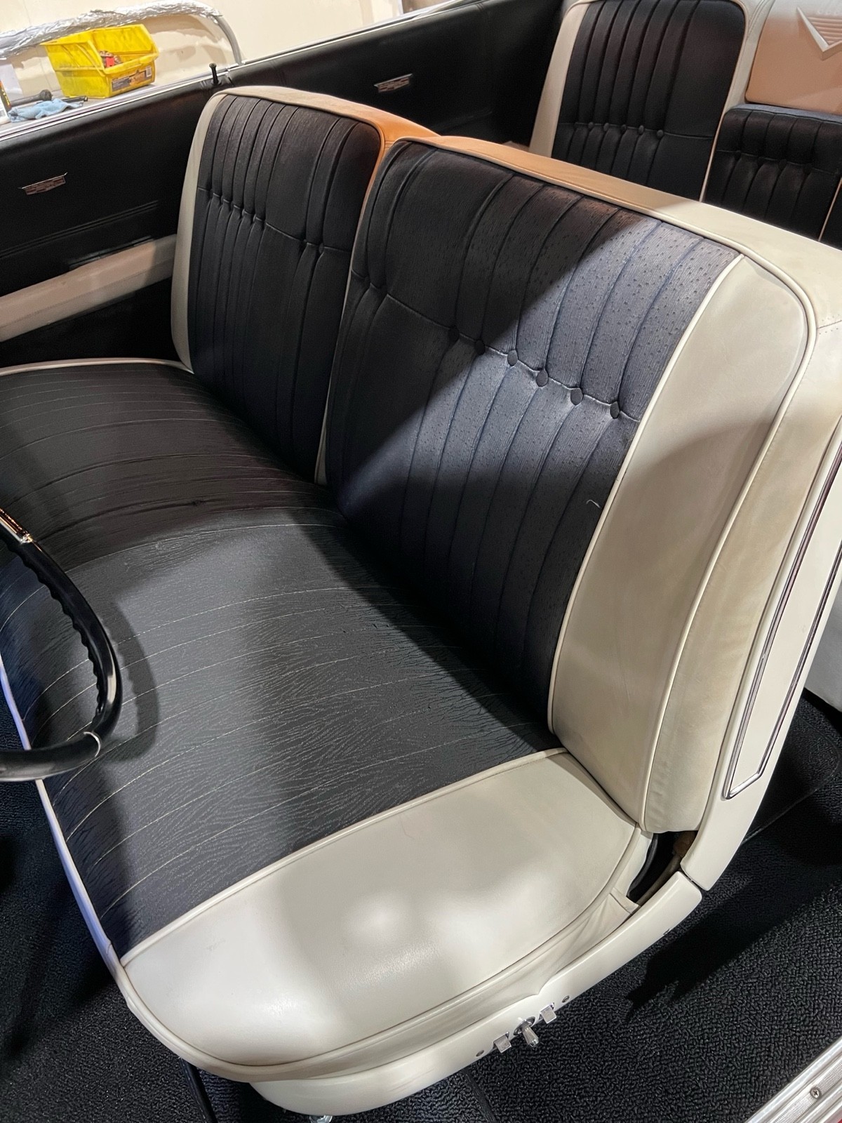 Cadillac-DeVille-1960-Coupe-31